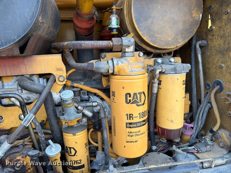image for item FN3608 2005 Caterpillar 163H VHP motor grader