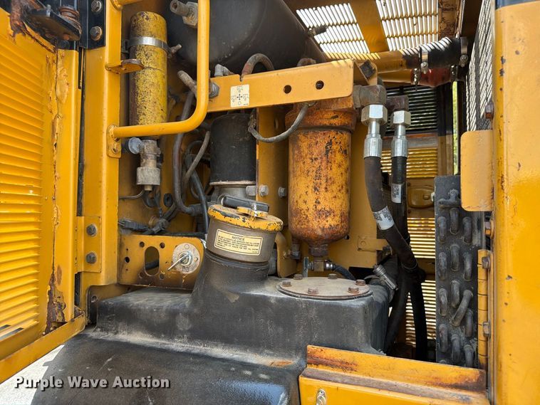 image for item FN3608 2005 Caterpillar 163H VHP motor grader