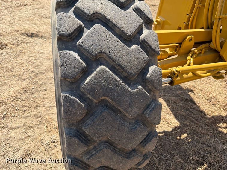 image for item FN3608 2005 Caterpillar 163H VHP motor grader