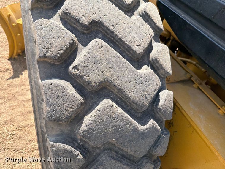 image for item FN3608 2005 Caterpillar 163H VHP motor grader