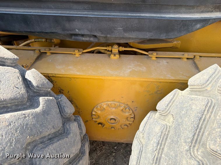 image for item FN3608 2005 Caterpillar 163H VHP motor grader