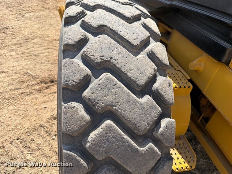image for item FN3608 2005 Caterpillar 163H VHP motor grader