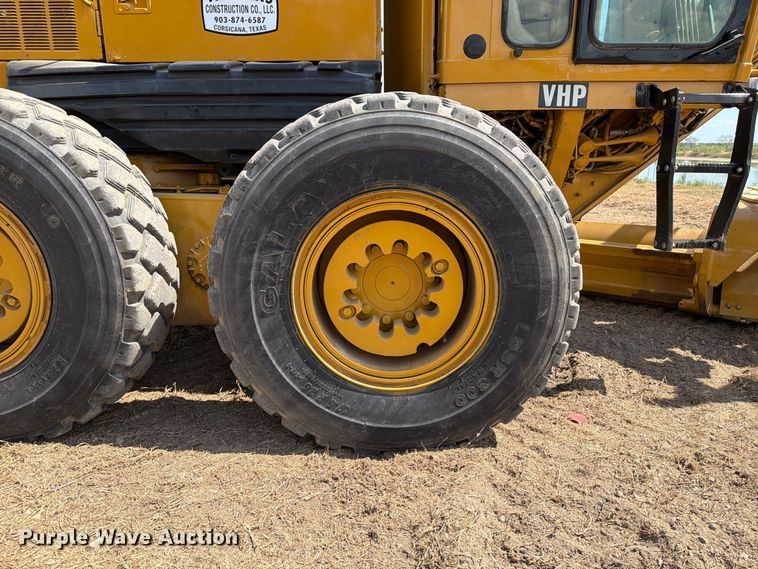 image for item FN3608 2005 Caterpillar 163H VHP motor grader