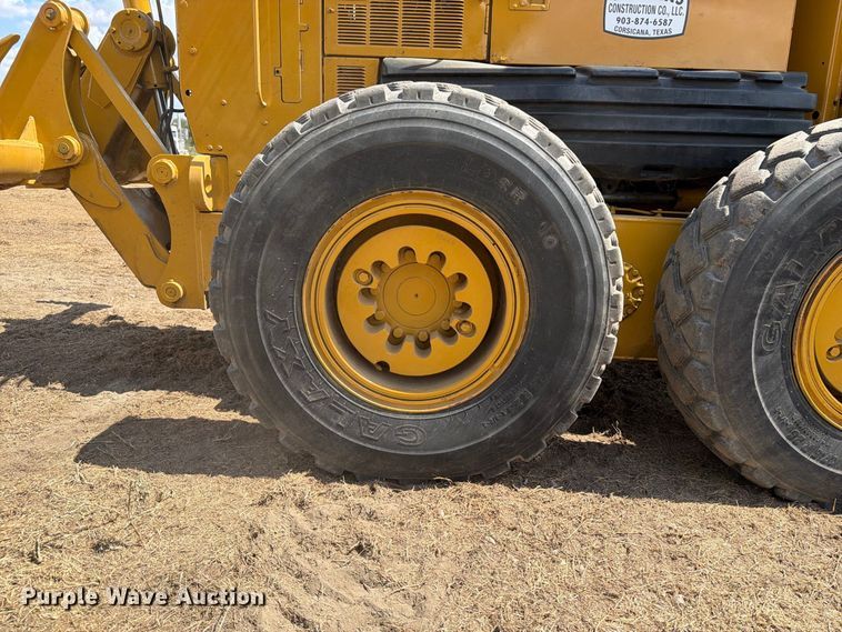 image for item FN3608 2005 Caterpillar 163H VHP motor grader