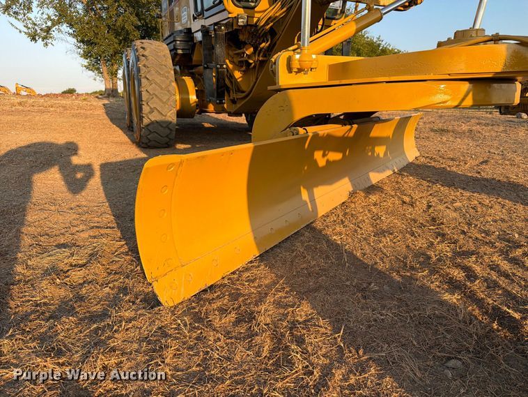 image for item FN3609 2007 Caterpillar 140H VHP Plus motor grader