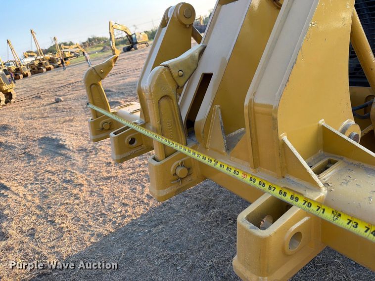 image for item FN3609 2007 Caterpillar 140H VHP Plus motor grader