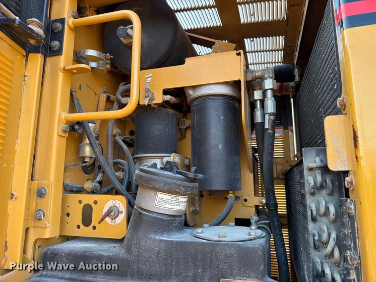 image for item FN3609 2007 Caterpillar 140H VHP Plus motor grader