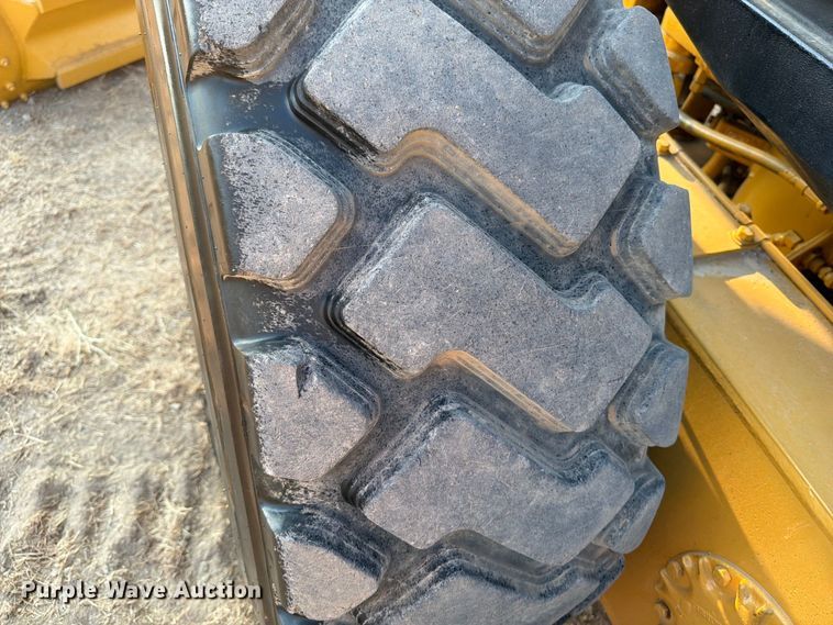 image for item FN3609 2007 Caterpillar 140H VHP Plus motor grader