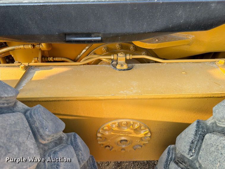 image for item FN3609 2007 Caterpillar 140H VHP Plus motor grader
