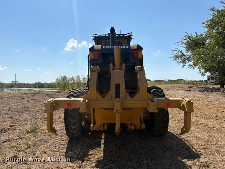 image for item FN3611 2011 Caterpillar 140M motor grader