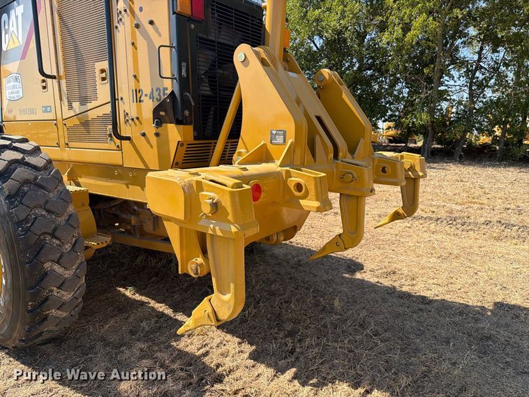 image for item FN3611 2011 Caterpillar 140M motor grader