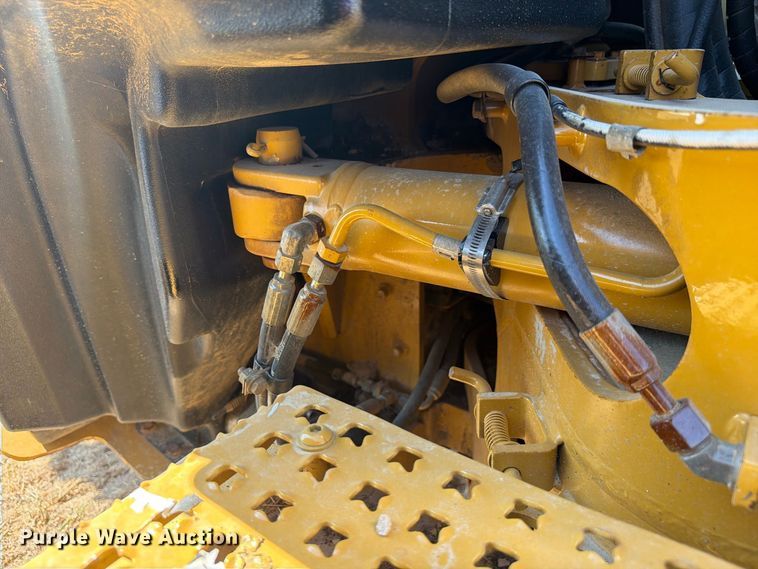 image for item FN3611 2011 Caterpillar 140M motor grader