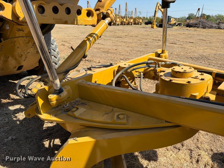 image for item FN3611 2011 Caterpillar 140M motor grader