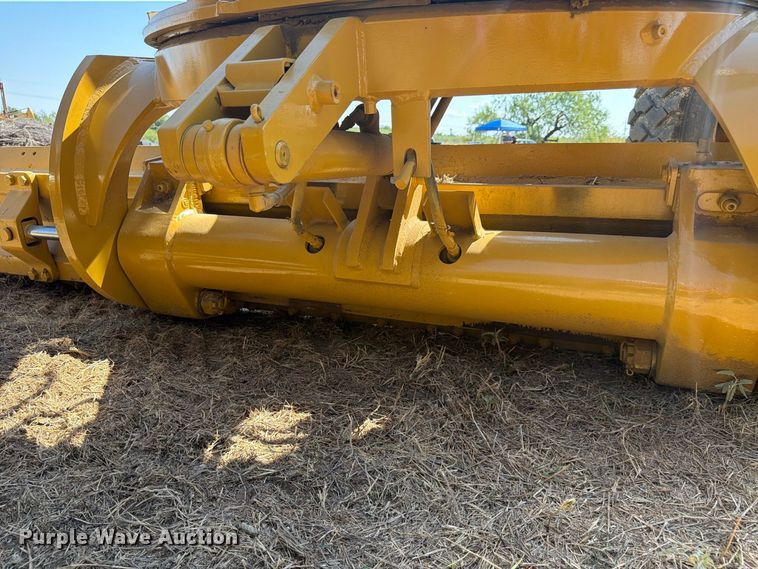 image for item FN3611 2011 Caterpillar 140M motor grader