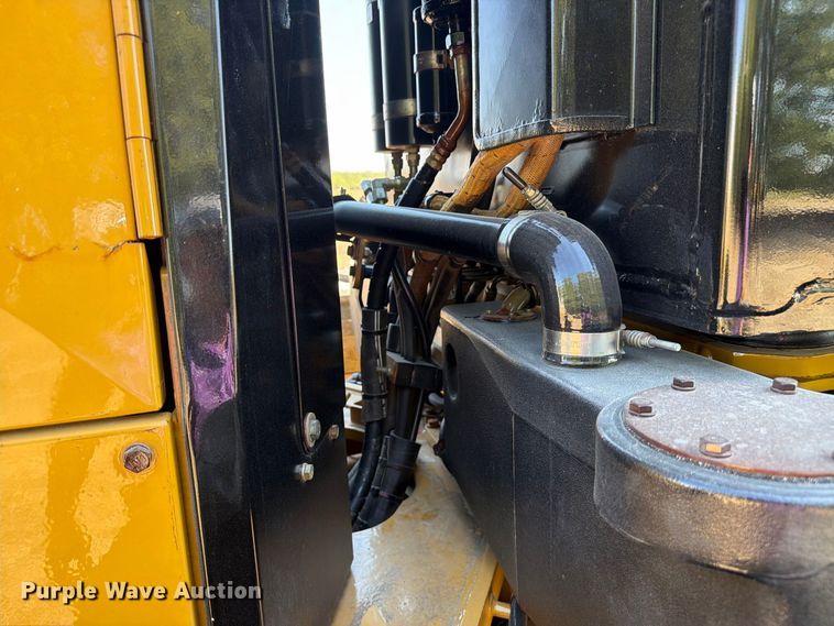 image for item FN3611 2011 Caterpillar 140M motor grader