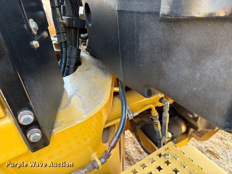 image for item FN3611 2011 Caterpillar 140M motor grader