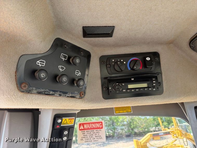 image for item FN3611 2011 Caterpillar 140M motor grader