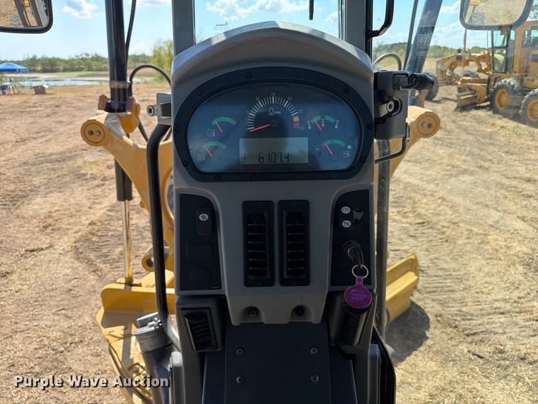 image for item FN3611 2011 Caterpillar 140M motor grader