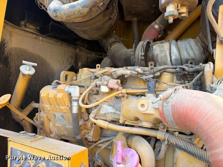 image for item FN3611 2011 Caterpillar 140M motor grader