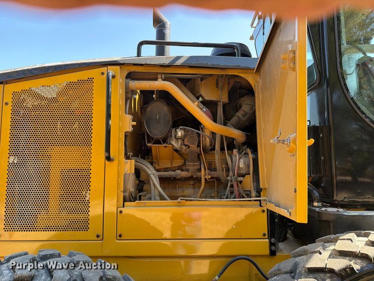 image for item FN3611 2011 Caterpillar 140M motor grader