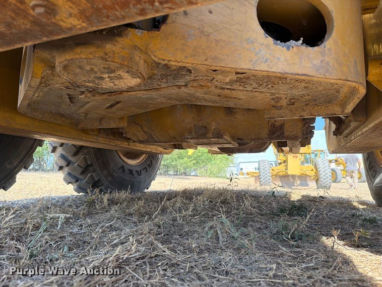 image for item FN3611 2011 Caterpillar 140M motor grader