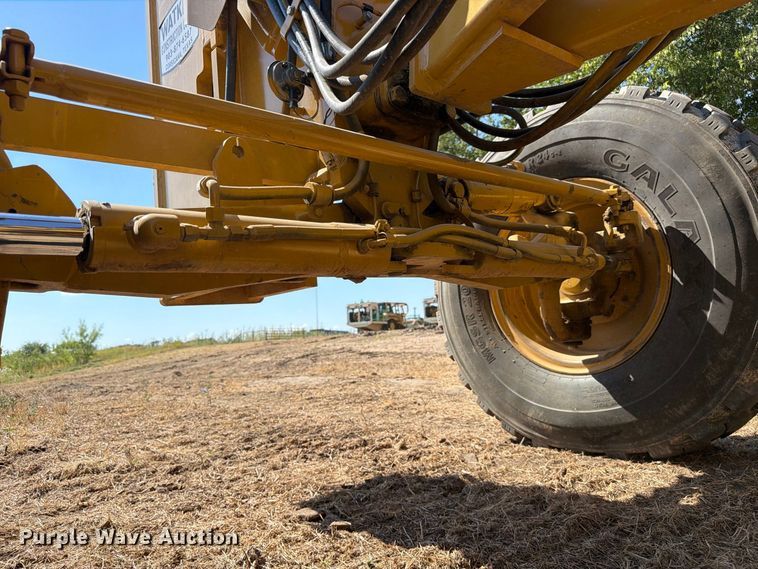 image for item FN3611 2011 Caterpillar 140M motor grader