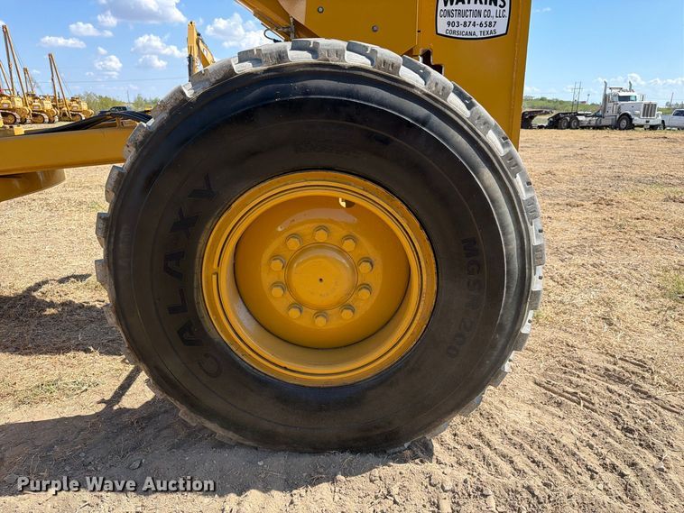 image for item FN3611 2011 Caterpillar 140M motor grader