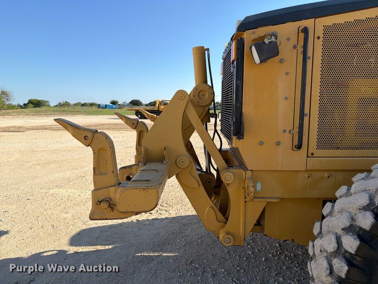 image for item FN3613 2008 Caterpillar 140M VHP Plus motor grader