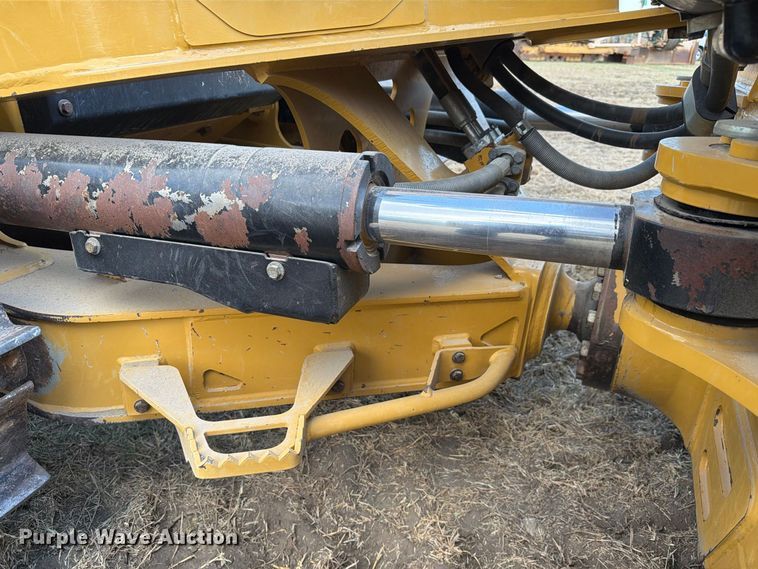 2024 Caterpillar D6 LGP