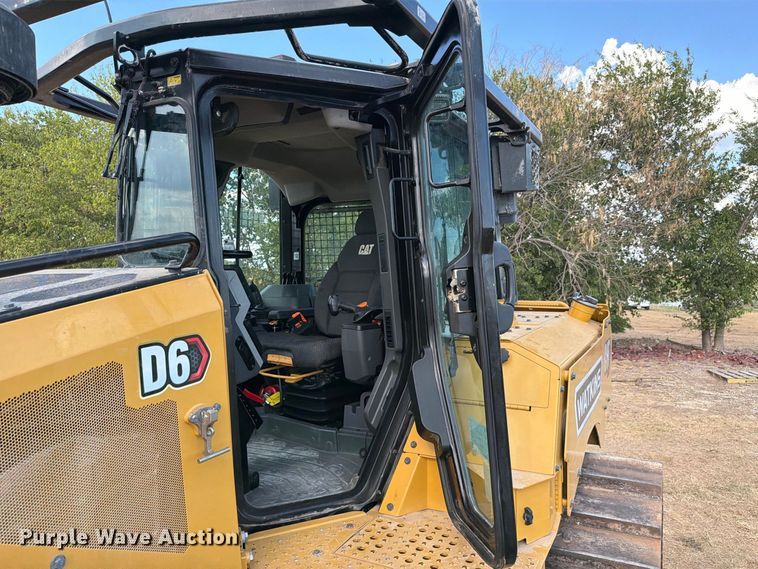 2024 Caterpillar D6 LGP