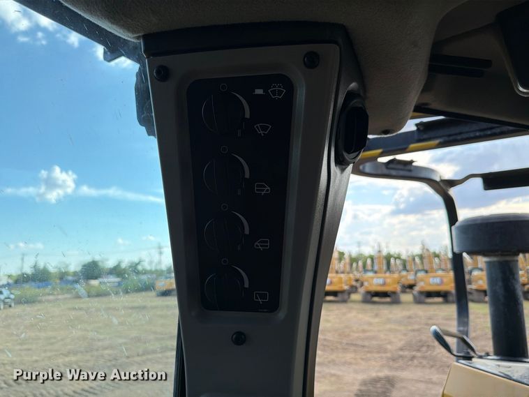 2024 Caterpillar D6 LGP