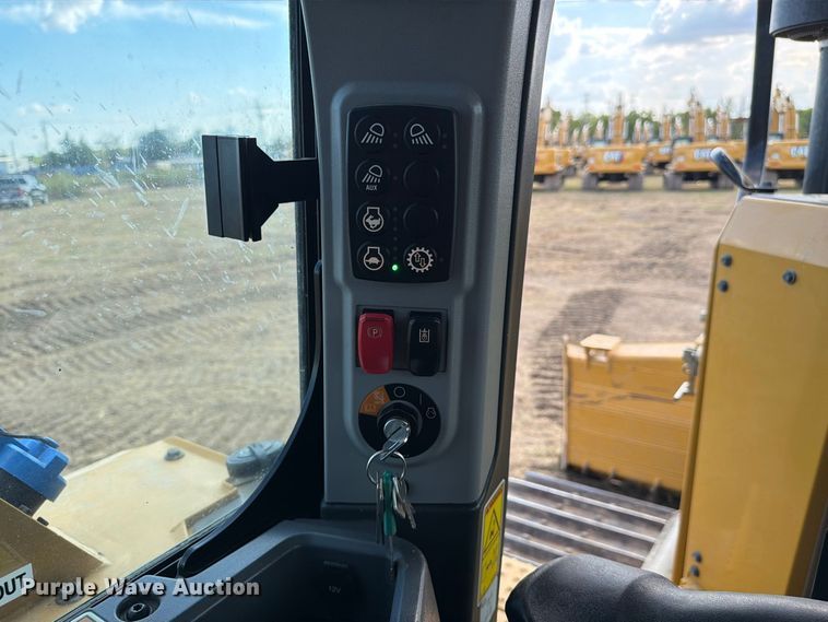 2024 Caterpillar D6 LGP