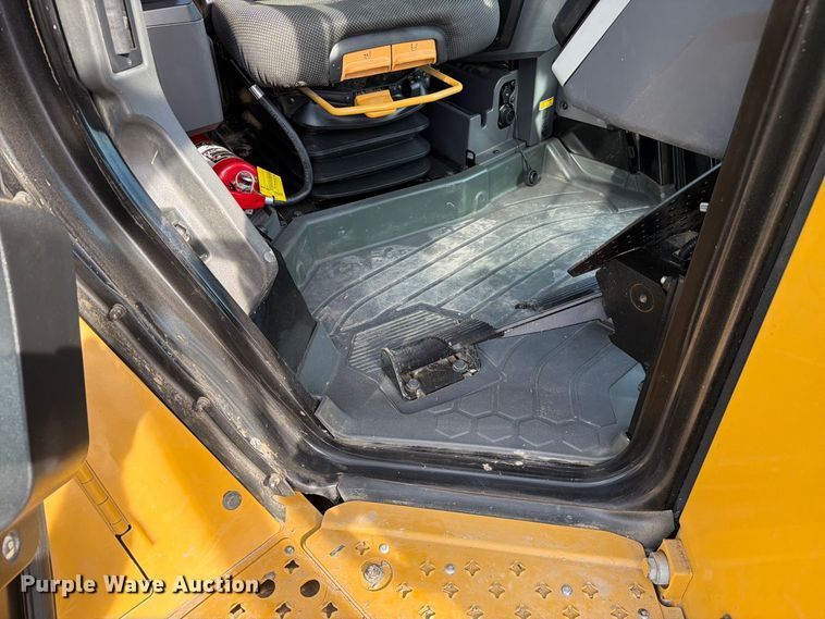 2024 Caterpillar D6 LGP