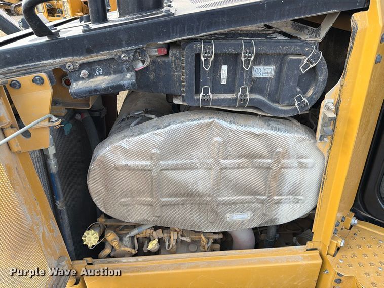 2024 Caterpillar D6 LGP