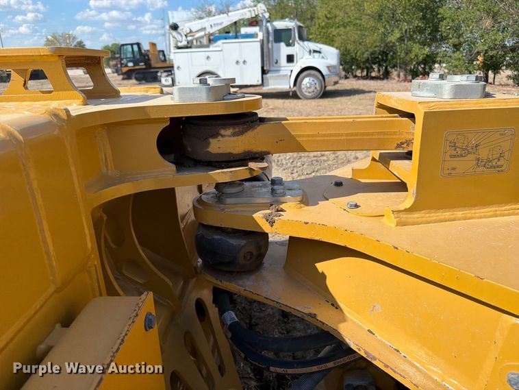 2024 Caterpillar D6 LGP