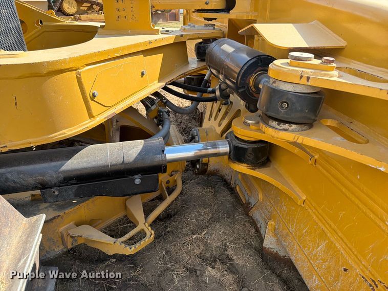 2024 Caterpillar D6 LGP