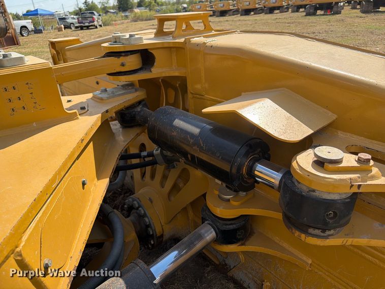 2024 Caterpillar D6 LGP
