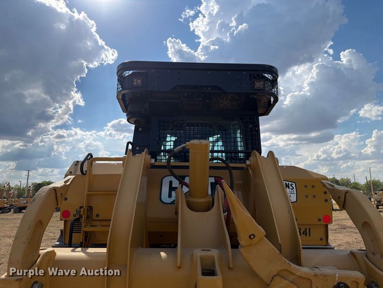 2024 Caterpillar D6 LGP