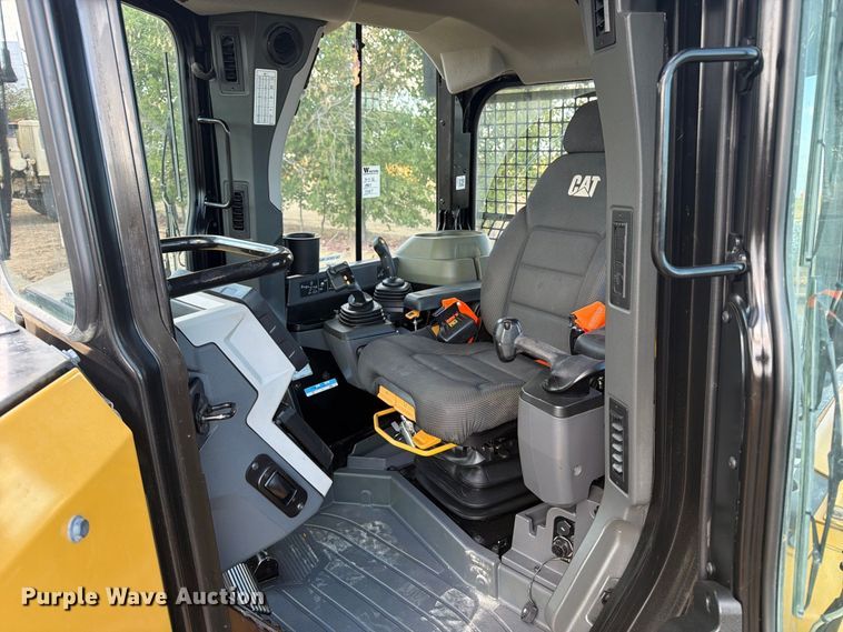 2024 Caterpillar D6 LGP