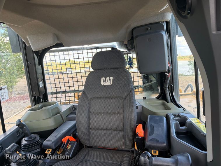 2024 Caterpillar D6 LGP