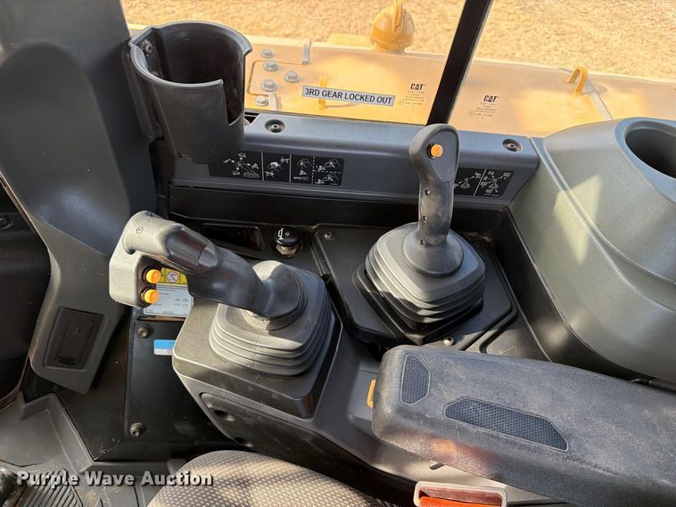 2024 Caterpillar D6 LGP