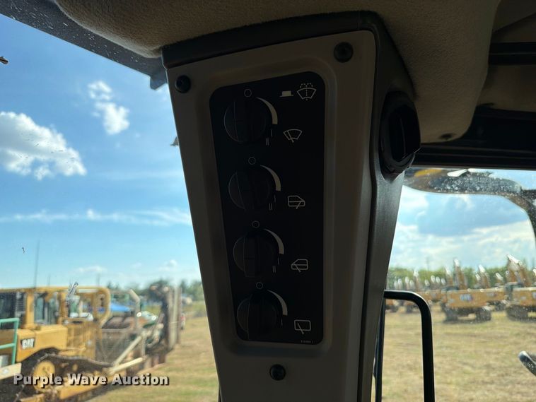 2024 Caterpillar D6 LGP