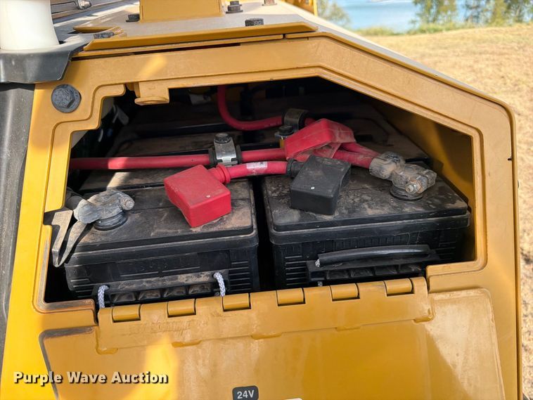 2024 Caterpillar D6 LGP
