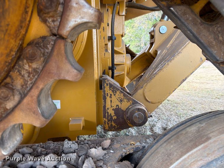 2024 Caterpillar D6 LGP