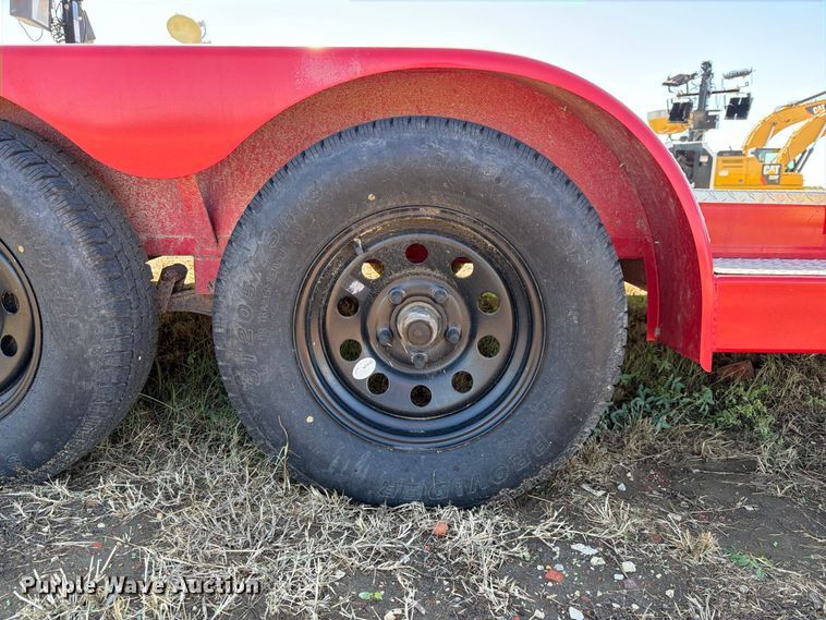 image for item FN3618 2020 MAXXD equipment trailer