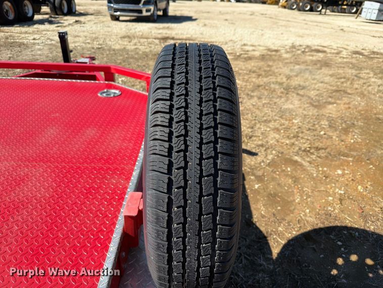 image for item FN3618 2020 MAXXD equipment trailer