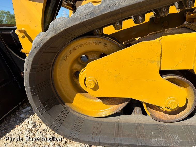 image for item FN3619 2022 Caterpillar 259 D3 tracked skid steer loader