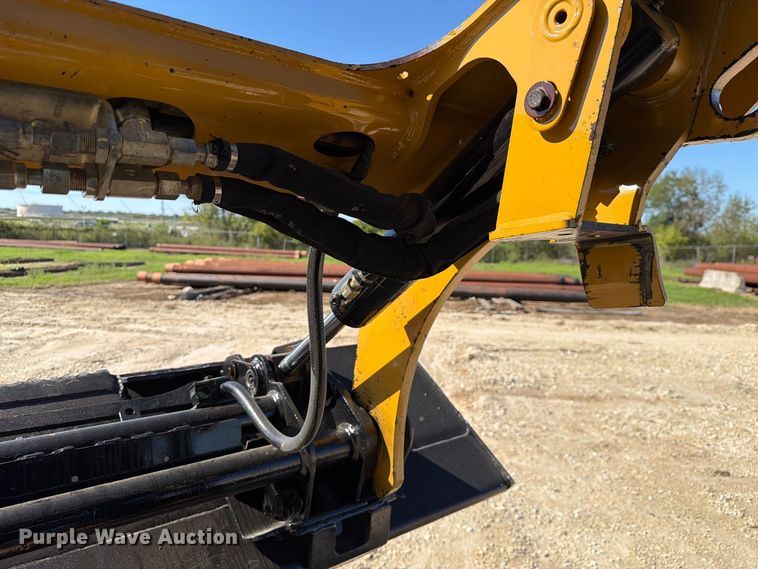 image for item FN3620 2018 Caterpillar 259D tracked skid steer loader