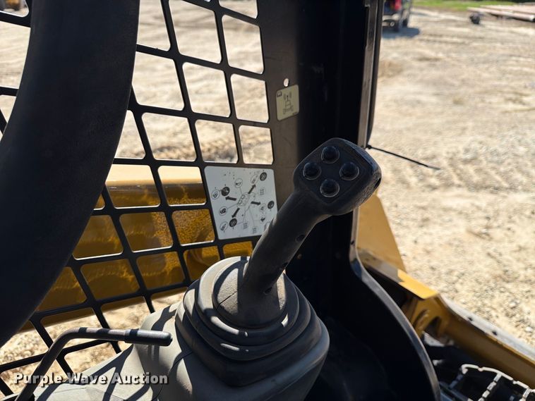 image for item FN3620 2018 Caterpillar 259D tracked skid steer loader