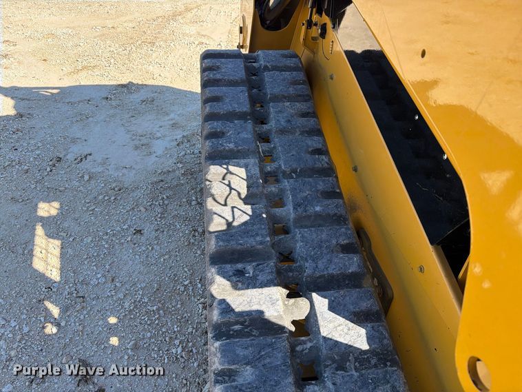 image for item FN3620 2018 Caterpillar 259D tracked skid steer loader